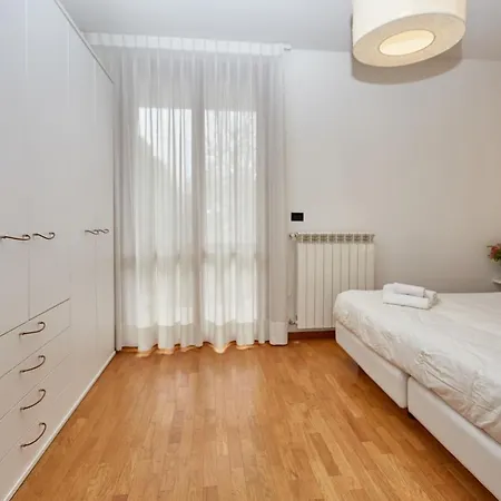 Lägenhet Arese Modern Flats Arese